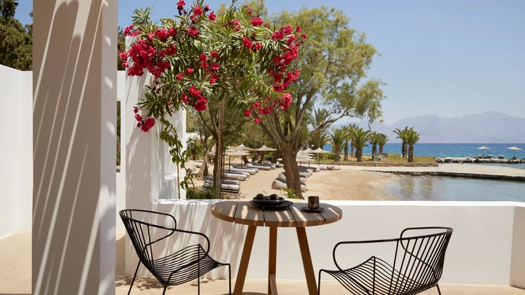 Minos Beach Art Hotel